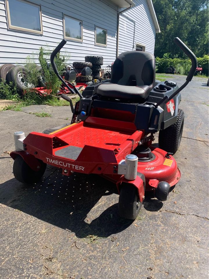 InStock New and Used Models For Sale in Jackson, MI Howe Equipment